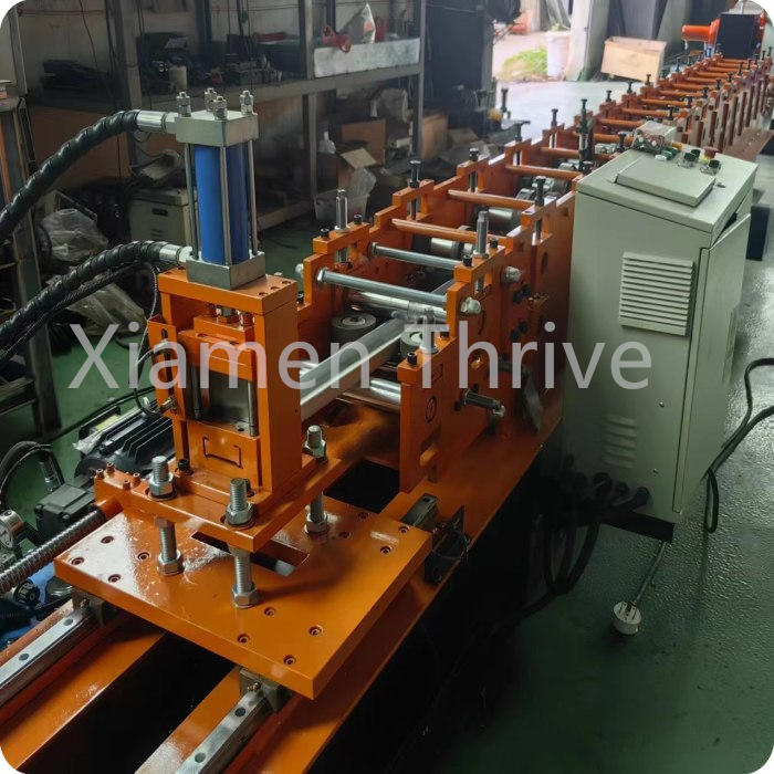 Storage Shelf Box Beam Roll Forming Machine With Flying Cut